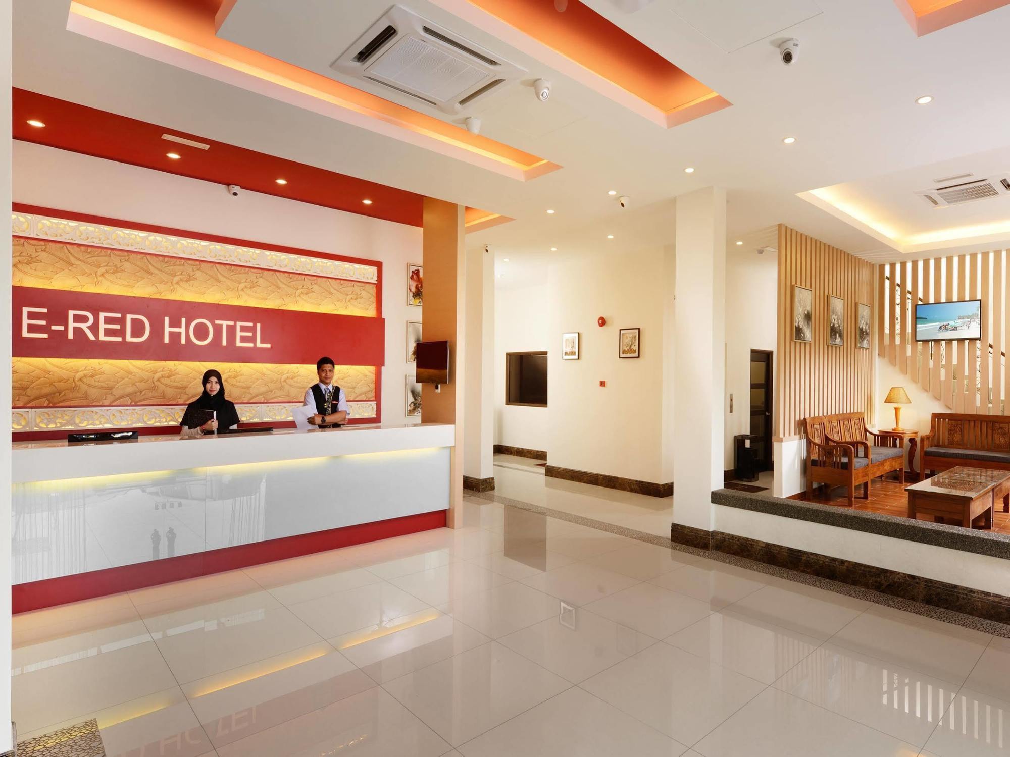 E-Red Hotel Bandar Perda Bukit Mertajam Eksteriør billede